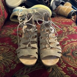Earth Spirit sandals women's size 7 strappy, tie ups Zip Up Backs